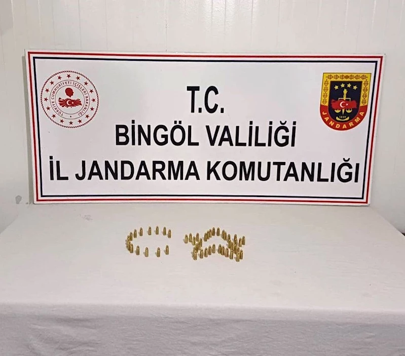 Bingöl’de haklarında arama kaydı bulunan 3 kişi yakalandı
