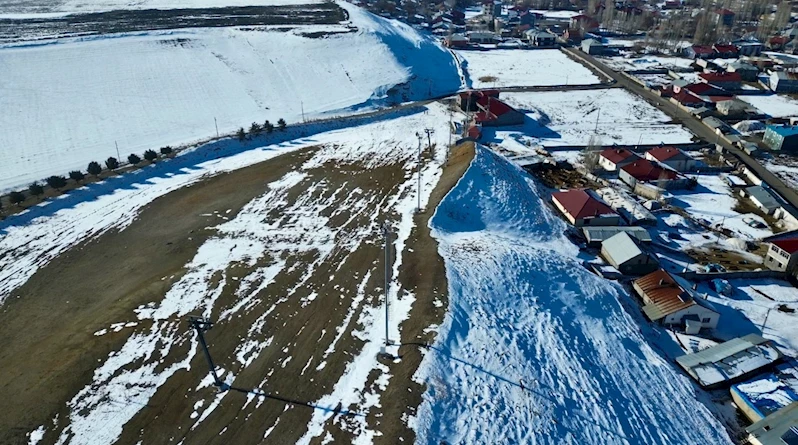 Kar eksikliği Küpkıran Kayak Merkezi’nde sezonu erteledi
