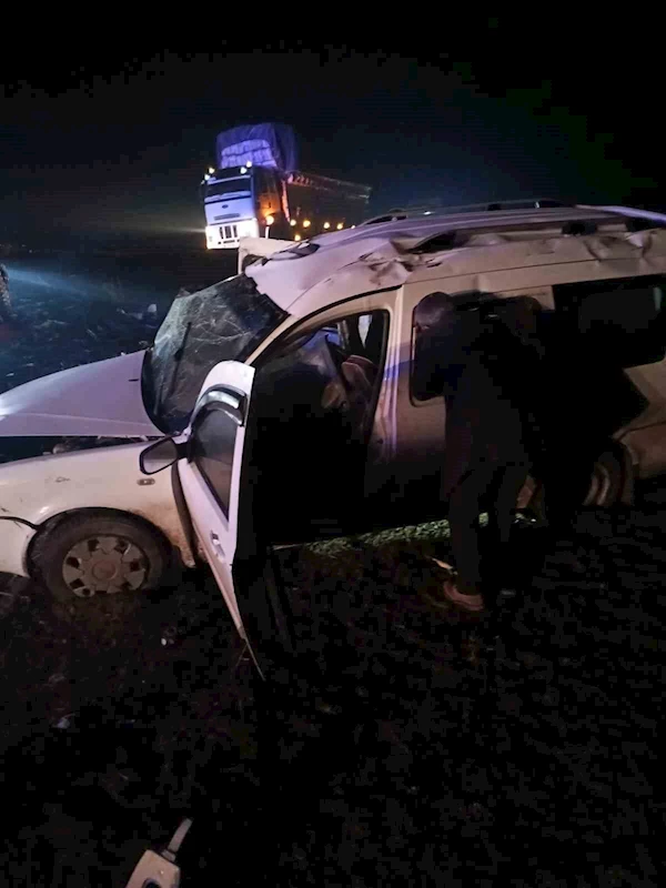 Muş’ta yoğun sis kazaya neden oldu: 6 kişi yaralandı
