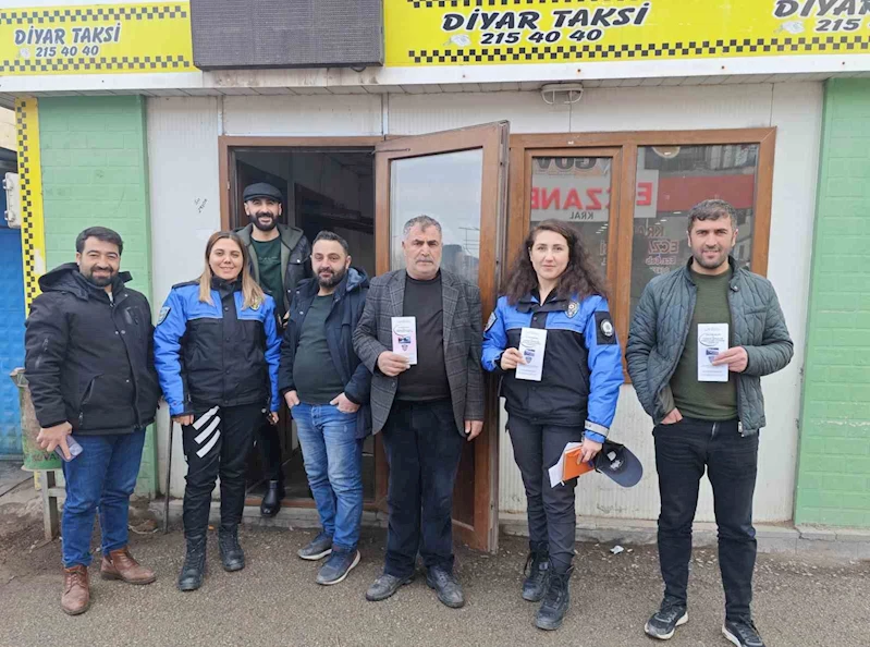 Ağrı’da ticari taksi sürücülerine güvenlik eğitimi verildi
