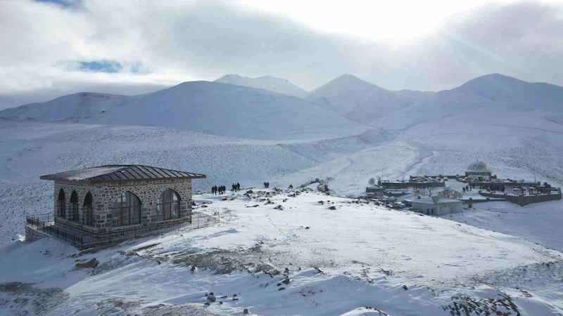 Pir Ali Baba Türbesi yenilendi
