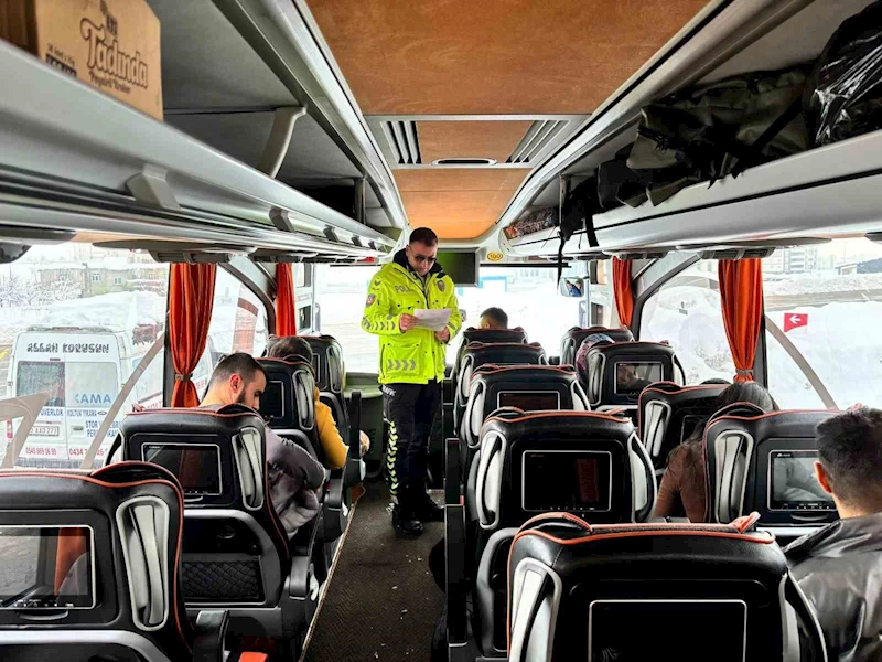 Bitlis’te yolcular emniyet kemeri hakkında bilgilendirildi
