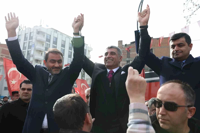 CHP Elazığ’da adaylarını tanıttı
