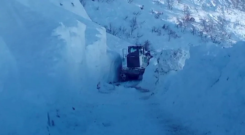 Bingöl’de yüksek rakımlı bölgelerde kar kalınlığı 6 metreyi buldu
