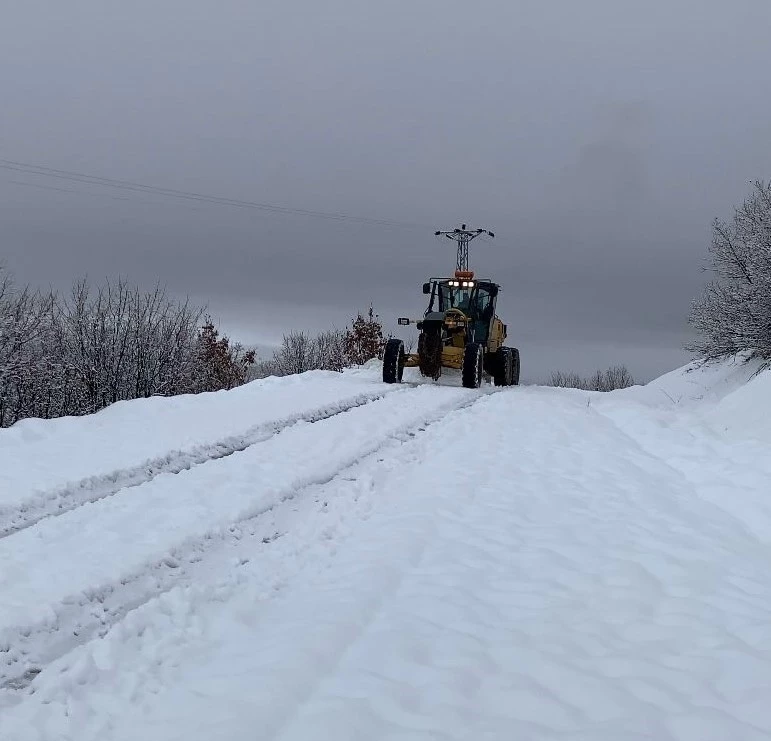 Tunceli’de 96 köy yolu ulaşıma açıldı
