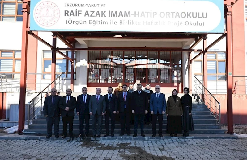 Vali Çiftçi’den Raif Azak İmam Hatip Ortaokulu’nda
