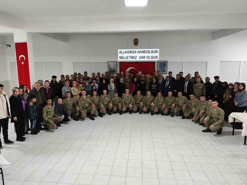 Şehit aileleri, Gaziler ve Mehmetçik iftarda buluştu
