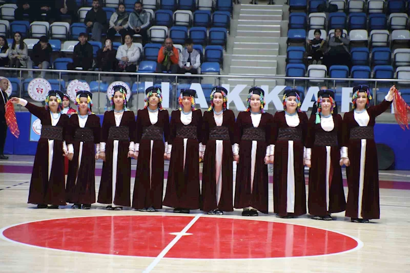 Hakkari’de okullar arası oyunları yarışması sonuçlandı
