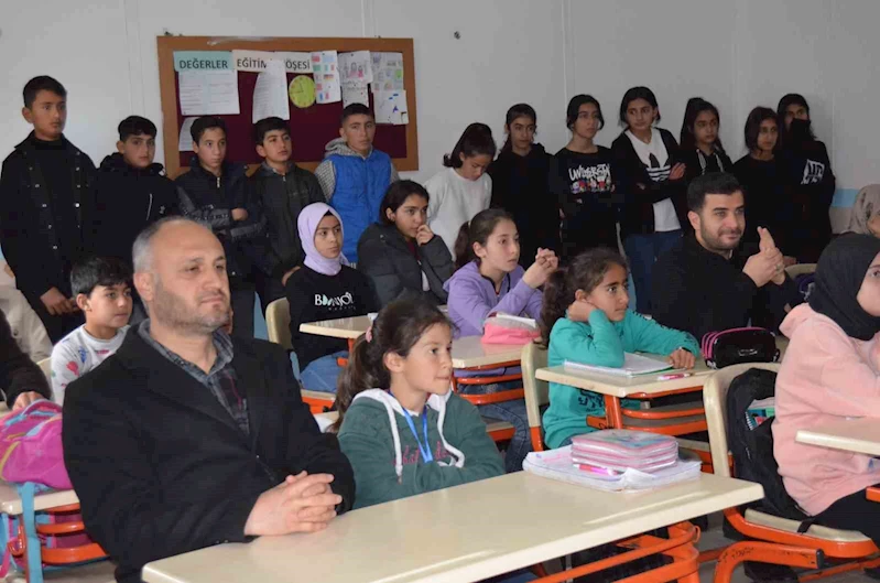 Varto’da “Afetler ve Afetlerden Korunma Bilinci Semineri” düzenlendi
