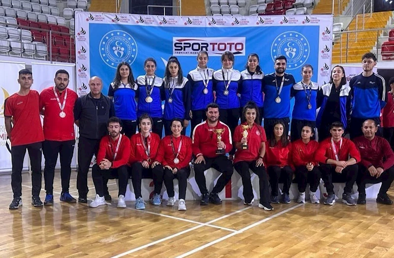 Erzincanlı sporcular başarıdan başarıya koşuyor
