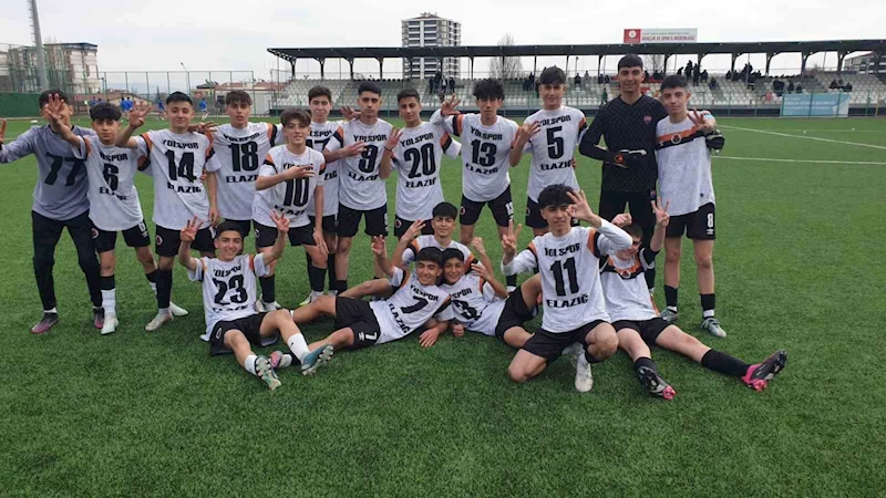 U15’te şampiyon Yolspor
