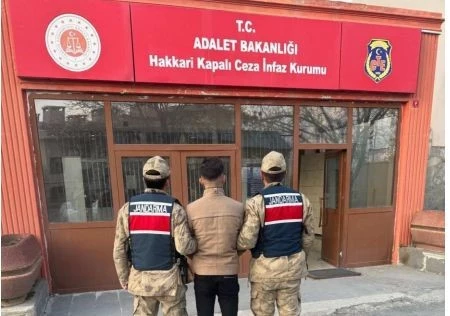 Hakkari’de aranan 107 şahıs yakalandı
