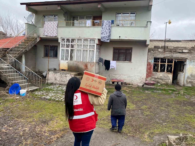 Türk Kızılay Ağrı Şubesi Ramazan ayında 3400 ihtiyaç sahibine yemek ulaştırdı
