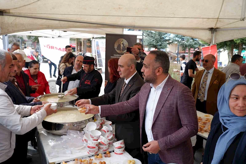 Erzurum’da yöresel tatlar ilgi gördü
