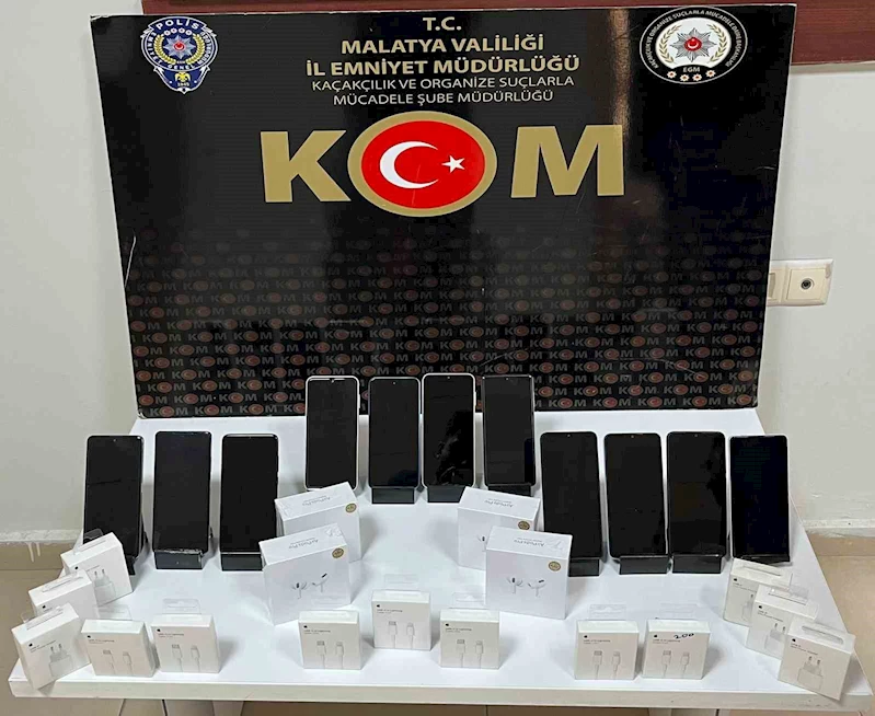 Malatya’da 11 adet kaçak cep telefonu ele geçirildi
