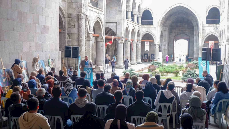 Tarihî mekânda Necip Fazıl’a vefa
