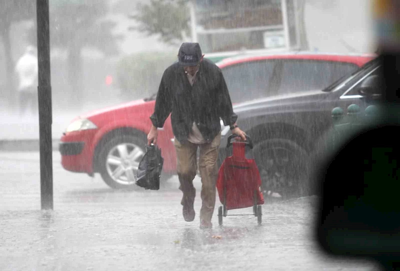 Meteorolojiden Erzincan ve Bayburt için kuvvetli yağış uyarısı
