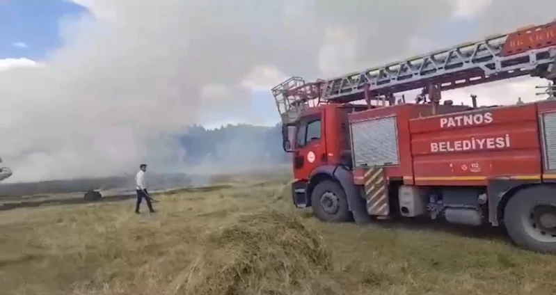 Patnos’ta buğday tarlası küle döndü
