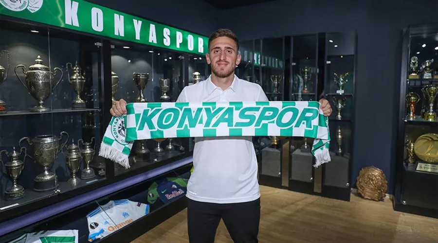 Konyaspor, Avusturya Kökenli Melih İbrahimoğlu ile 3 Yıllık Sözleşme İmzaladı!