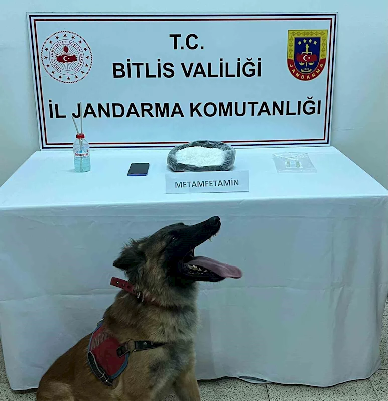 Bitlis’te 1 kilo 150 gram metamfetamin ele geçirildi
