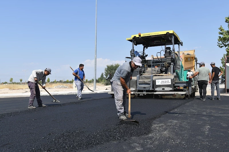 Yeşilyurt’ta hizmet seferberliği devam ediyor
