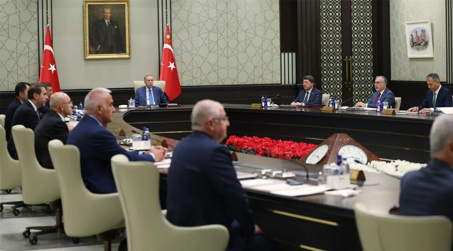 Erdoğan Yönetiminde Kabine Toplandı: Filistin Gündemde Öncelikli, Terörle Mücadele ve Ekonomi Masada