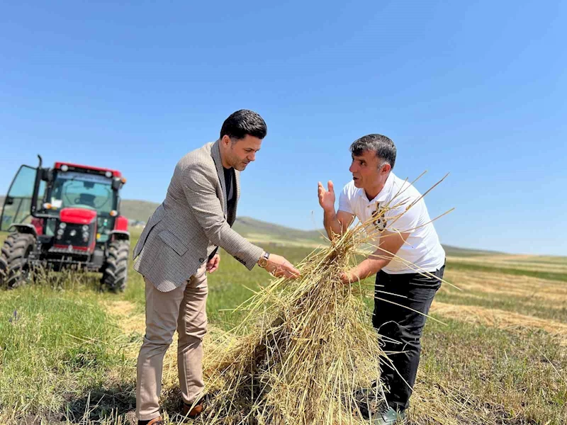 Başkan Tolga Adıgüzel çiftçilerle buluştu
