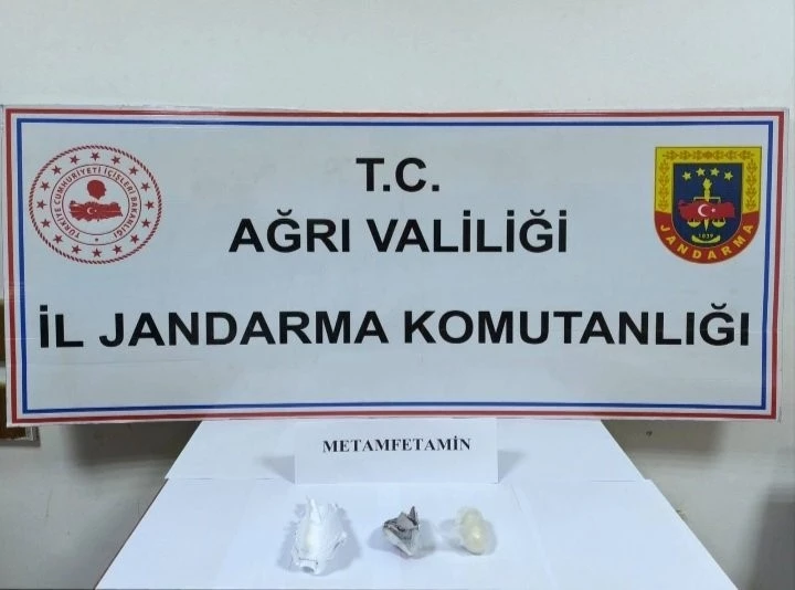 Ağrı’da uyuşturucu operasyonu: 3 tutuklama
