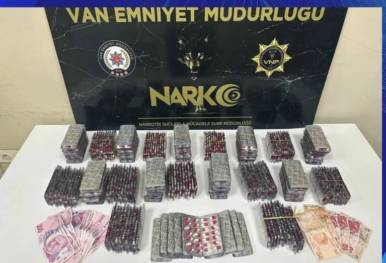 Van’da 5 bin 838 adet sentetik ecza ele geçirildi