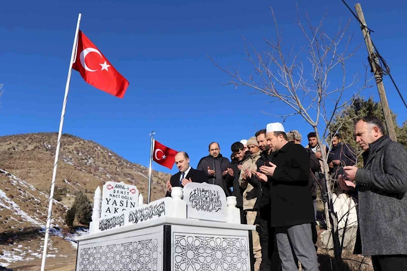 Oltu’da şehitlere vefa
