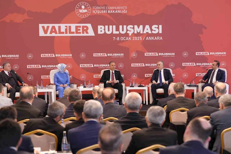 Vali Aydoğdu 81 ilin valilerinin katılımıyla gerçekleştirilen Valiler Toplantısı’na katıldı
