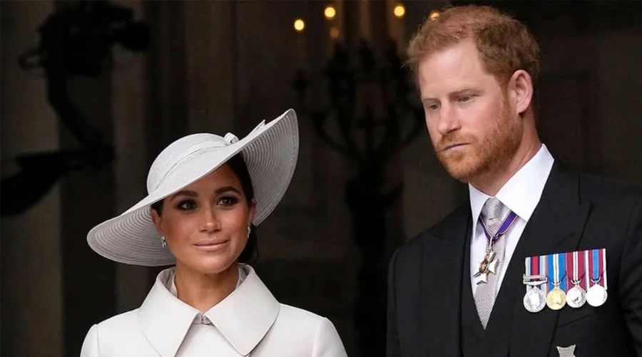 Meghan Markle Yürek Yakan Paylaşım: Sevgili Beagle