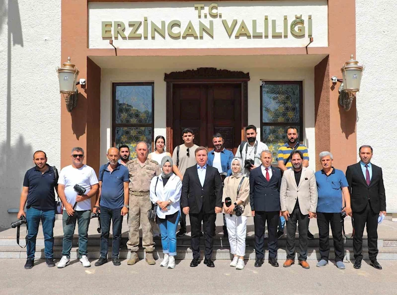 Vali Aydoğdu: “Özverili ve fedakârca çalışmalarınız, halkımızın doğru bilgiye erişimindeki en güçlü dayanaklardan biridir”
