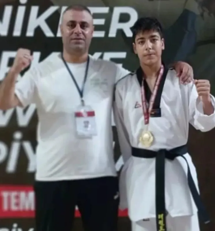 Elazığ’ın taekwondo gururları Romanya yolcusu
