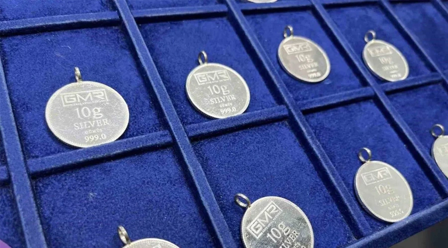 Altın Fiyatları Rekor Kırarken Yatırımcıların Yeni Gözdesi: Gümüş