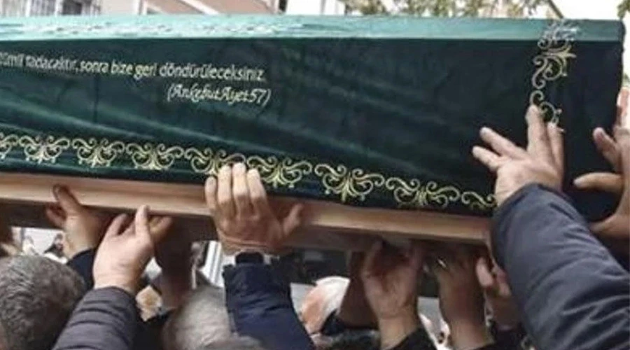 Van Eğitim Ailesi, Sevilen Edebiyat Öğretmenini Kaybetti