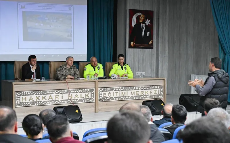 Emniyet Müdürü Ayata, şoför esnafıyla bir araya geldi
