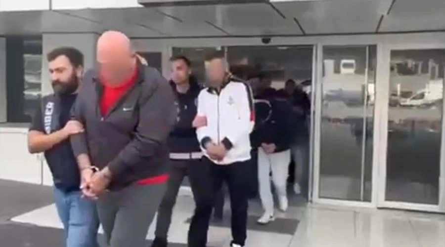 Van Dahil 16 İle Siber Dolandırıcılık Operasyonu: 40 Gözaltı, 18 Tutuklama