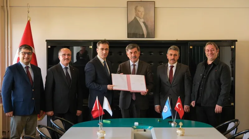 Erzincan Su İhtisas OSB Fizibilite Raporu Projesi imzalandı
