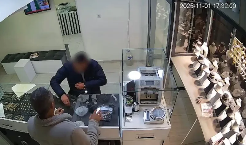 Iğdır’da sahte altın operasyonu: Anne ve iki kardeş suçüstü yakalandı
