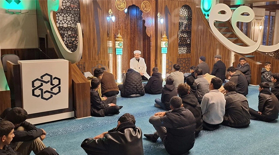 Saray’da Gençler Hz. Ali Camii’nde Sabah Namazında Buluştu: Manevi Diriliş ve Kardeşlik Vurgusu