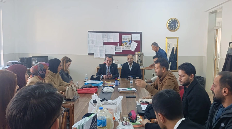 İpekyolu İlçe Milli Eğitim Müdürü Harun Yeşilova, Yatıksırt İlkokulu