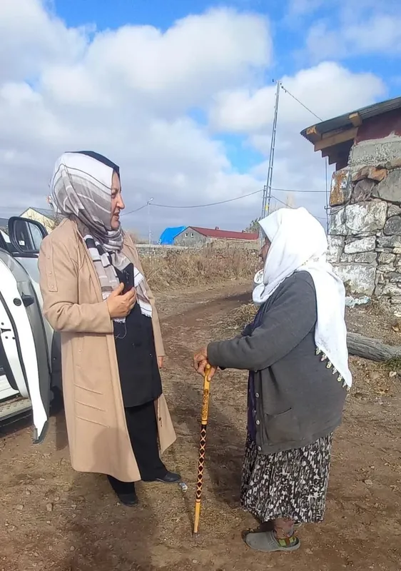 KAÇEP Üyeleri Ardahan’da çalmadık kapı bırakmıyor
