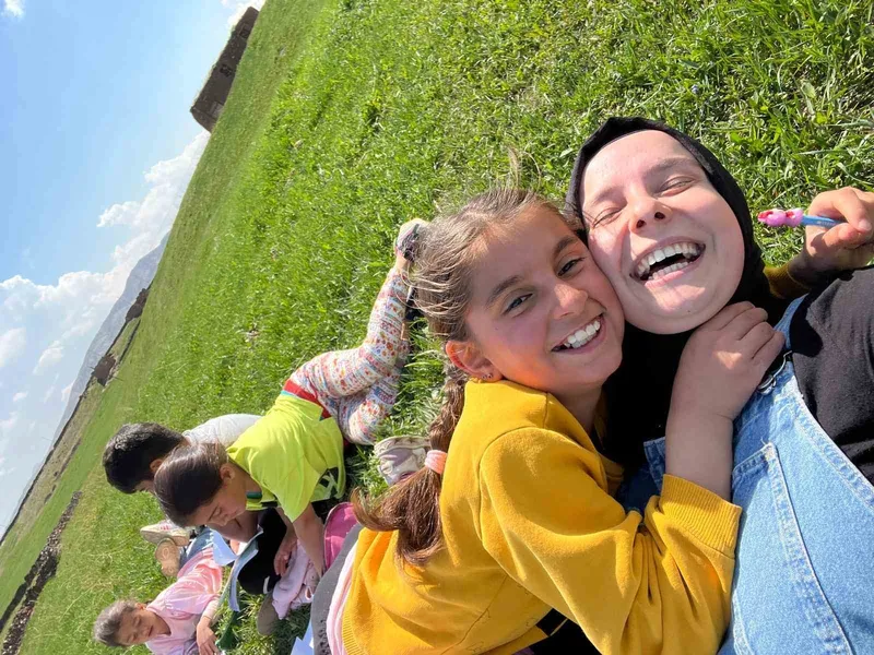 Ağrı’da Çalıkuşu ruhunu yaşatan genç öğretmen köy okulunu baştan aşağı yeniledi
