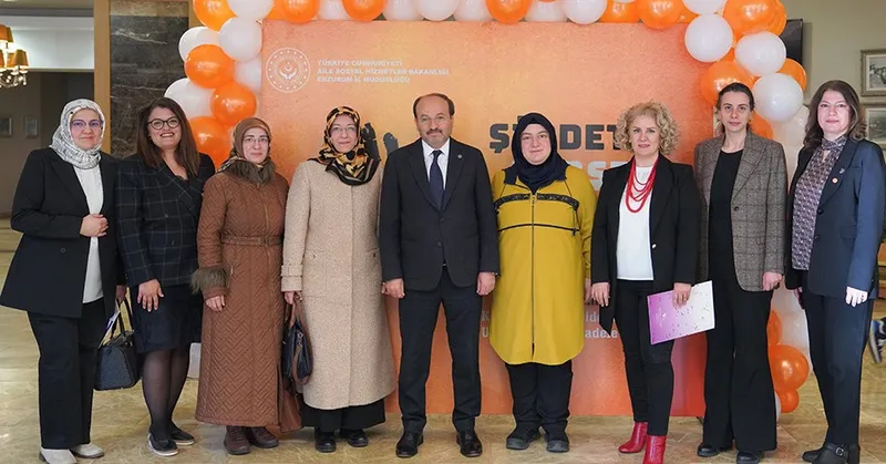 ETÜ paydaşlığında ‘Kadına yönelik şiddetin izleri’ paneli düzenlendi
