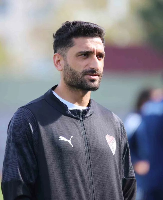 Elazığsporlu Maksut’un annesi hayatını kaybetti
