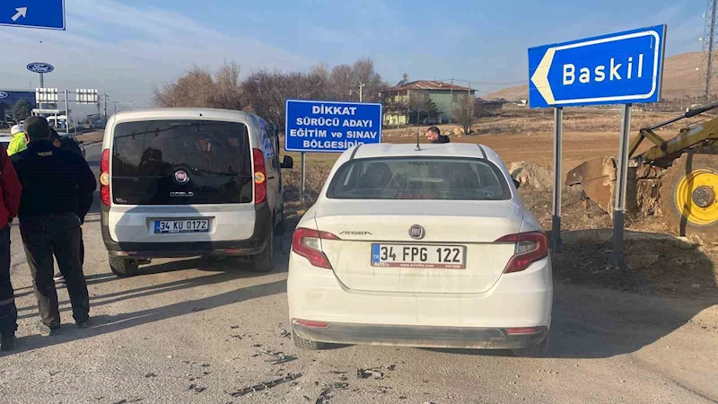 Elazığ’da trafik kazası: 2 yaralı
