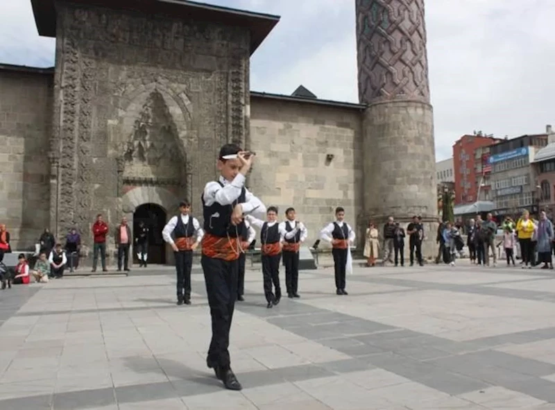 Erzurum’da 500 etkinlik ile yaklaşık 1 milyon ziyaretçi
