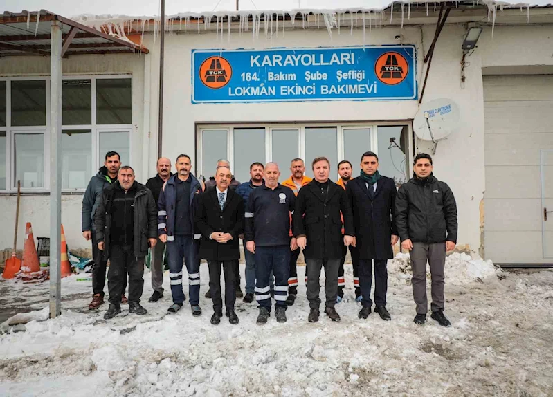 Vali Aydoğdu Erzincan- Refahiye karayolu uygulama noktalarını denetledi
