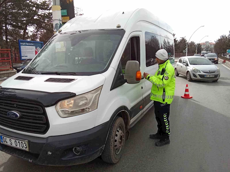 Ağrı’da okul servisi denetimleri gerçekleştirildi
